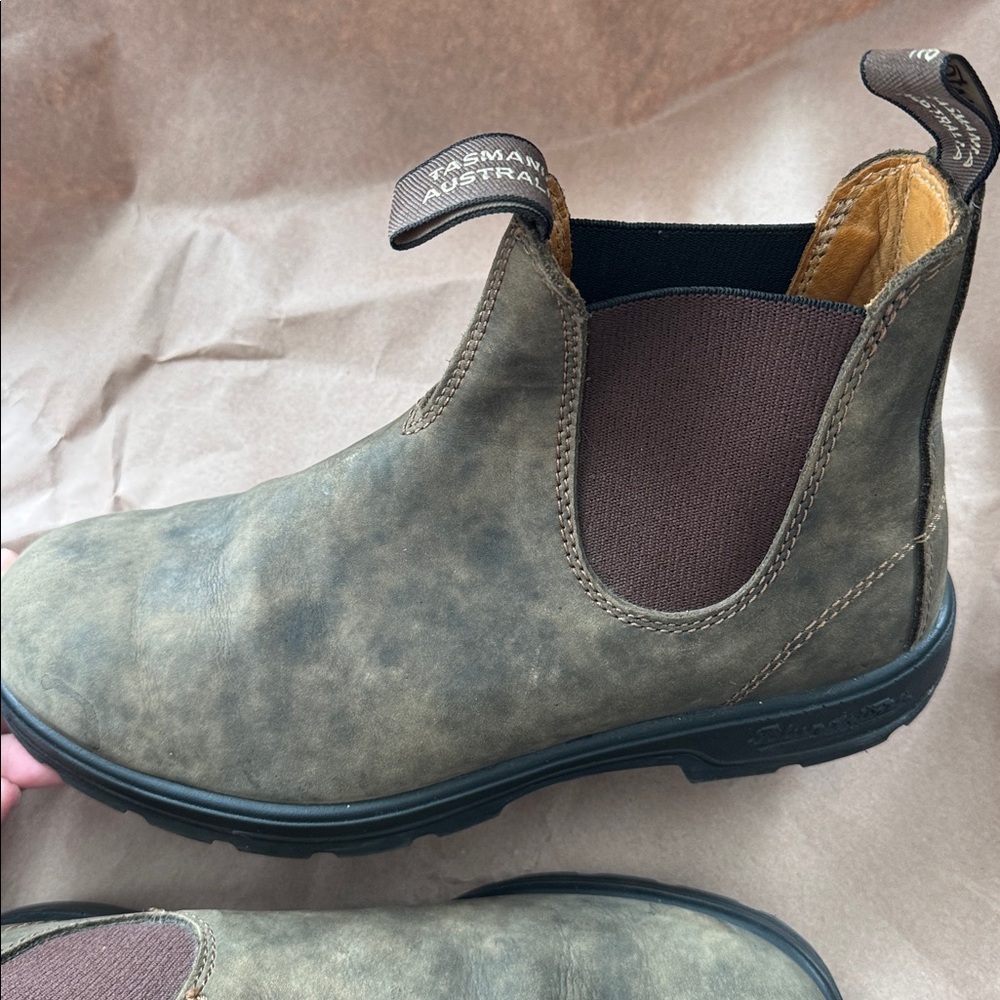 BLUNDSTONE CHELSEA SLIP ON BOOT USW 9.5 - Picture 4 of 9